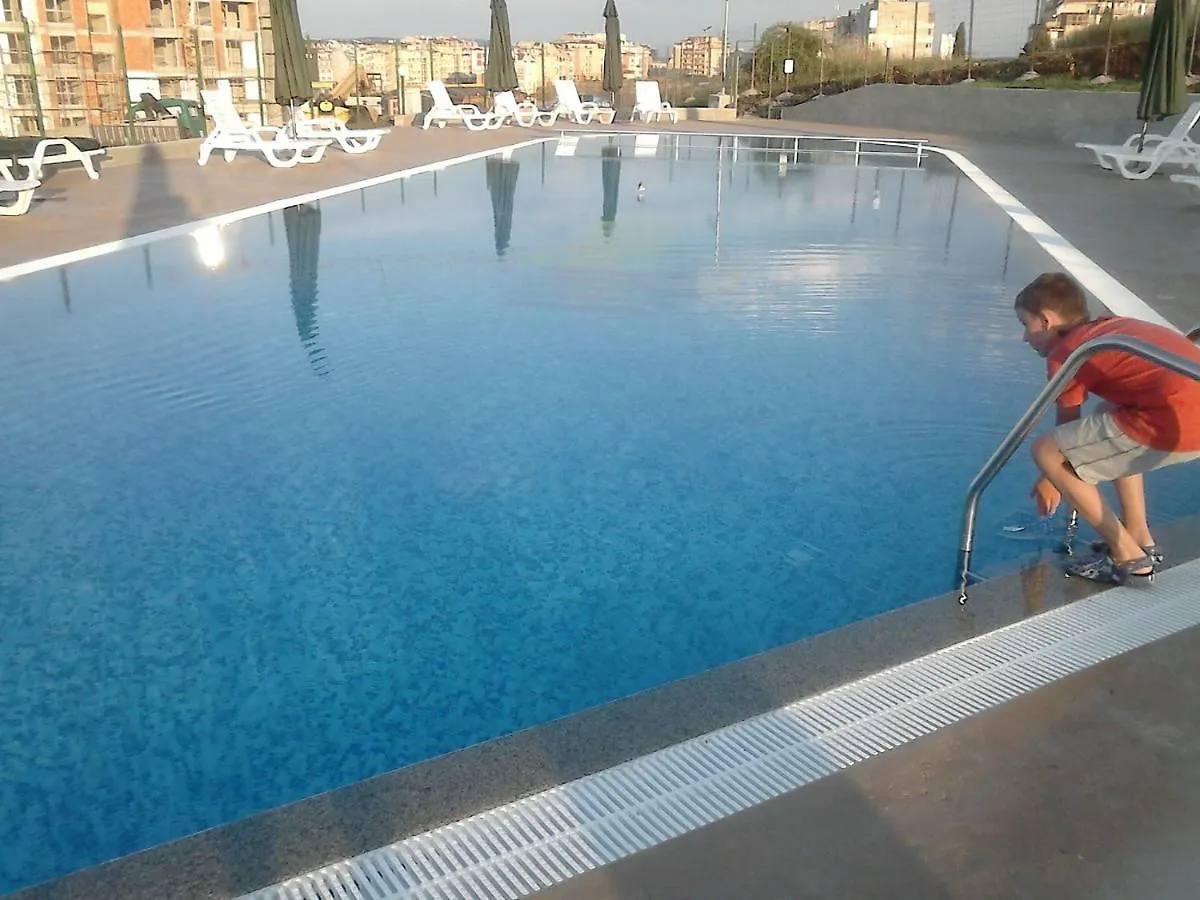 Апартамент В Закрытом Комплексе Sunny Hill, Бургас Lägenhet Bulgarien